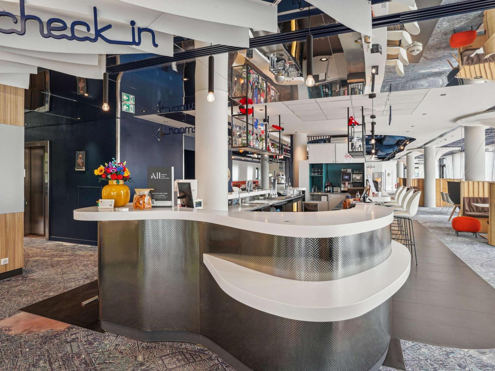 Hotel Ibis Styles Paris Orly Airport